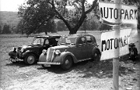 Juli  1951 / Schwerziwiese beim Schützenhaus; „Parkplatz“ für Teilnehmer des Feldschiessens