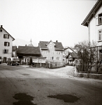 Um 1960 Neue Dorfstrasse    Abzweigung Josackerweg  Um 1960 Neue Dorfstrasse    Abzweigung Josackerweg