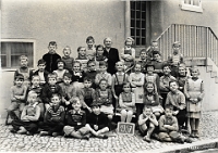Klassenfoto Langnau 1957  18.11.1957, Luise Keller, Unterstufe Altes Schulhaus