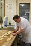 Bäckerei Friederich  Gritibenz-Backen  mit Yvonne Friederich: Bäckerin, Konditorin und Besitzerin / Oliver Rufli: Bäcker / Andrea Wenk: Konditorin