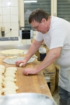 Bäckerei Friederich  Gritibenz-Backen  mit Yvonne Friederich: Bäckerin, Konditorin und Besitzerin / Oliver Rufli: Bäcker / Andrea Wenk: Konditorin