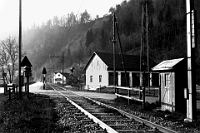 1940  Sihltalbahn. Bahnübergang bei der Gattikonerbrücke.