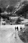 1910  Xaver Fuchs aus dem Rütibol, mit seinem Gemüsehandel  bei der Gattikonerbrücke
