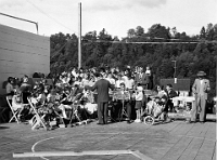 1957  Einweihung des Schulhauses im Widmer.