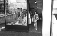 1985  Höflistrasse, Gartencenter Bacher / Eröffnung der Modeboutique «LIWESA» /