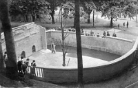 1916  Der neue Baerenzwinger im Wildpark Langenberg
