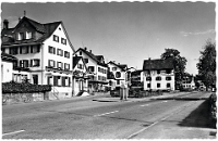 Um 1960  Einmündung der Neuen Dorfstrasse in die Sihltalstrasse
