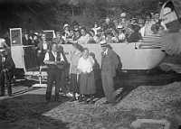 1935 Samariterverein Langnau  Ausflug mit Chauffeur Miggel Meier und Car von Humm Langnau : Samariterbund Ausflug mit Chauffeur Miggel Meier und Car von Humm Langnau (siehe Ansichtskarten)