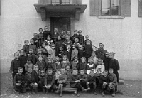 Klassenfoto Langnau 1923  1923, èPaul Gimpeert, 2. & 3. Kl. Altes Schulhaus
