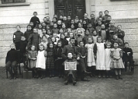 Klassenfoto Langnau 1913  1913, Hermann Riedweg, 1. - 3. Kl. Wolfgraben