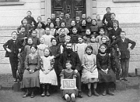 Klassenfoto Langnau 1913  1913, Paul Gimpert, 5., 6. & 7. Kl. Altes Schulhaus