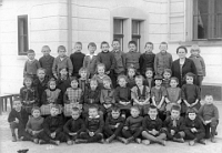 Klassenfoto Langnau 1926  1926, Luise Keller, 1. & 2. Kl. Altes Schulhaus