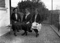 Langnau  1933 / Luisa & Luisli Gimpert, Ella Mühlbauer aus St. Moritz