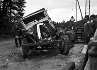 Langnau  Sihltalstrasse Auto-Unfall P. Hilpert 15.Juli 1933