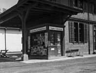 Langnau  Kiosk b Bahnhof . Ap.1935